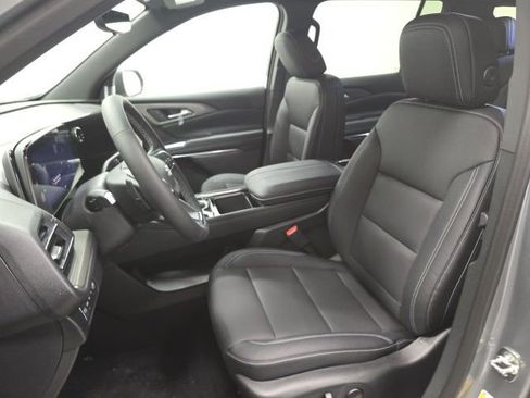 New 2026 Chevrolet Traverse LT w/ Midnight/Sport Edition image 19