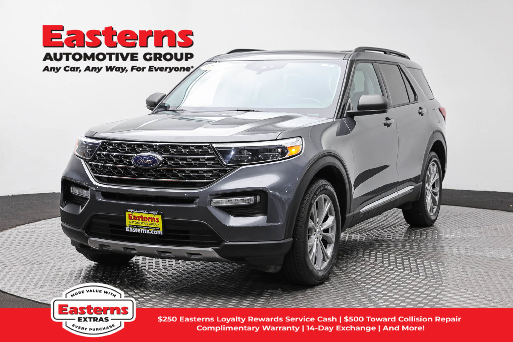 Used 2023 Ford Explorer XLT w/ Equipment Group 202A AWD/4WD image 1