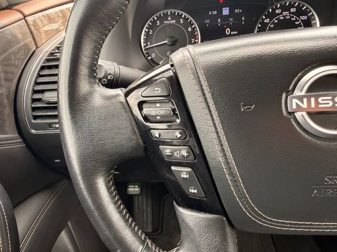 Used 2022 Nissan Armada Platinum w/ Captain's Chairs Package RWD image 17