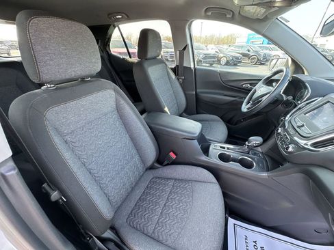 Used 2024 Chevrolet Equinox LT image 24