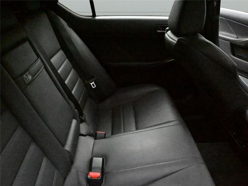 Used 2022 Lexus IS 350 F Sport image 23