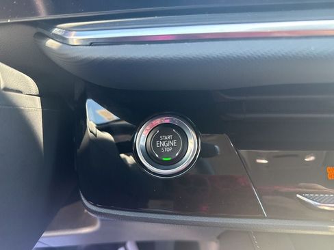 Used 2025 Buick Envision Preferred AWD/4WD image 23