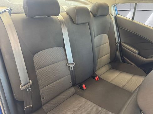 Used 2017 Kia Forte LX image 16