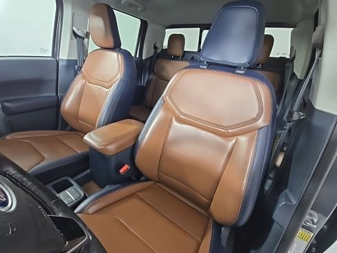 Used 2022 Ford Maverick Lariat w/ Lariat Luxury Package image 14