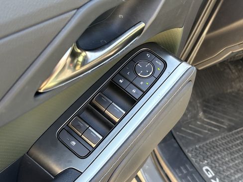 Used 2024 Lexus GX 550 AWD/4WD image 15