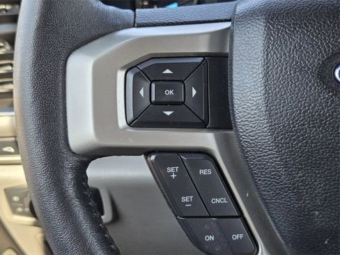 Used 2020 Ford F150 Lariat w/ Equipment Group 502A Luxury image 26