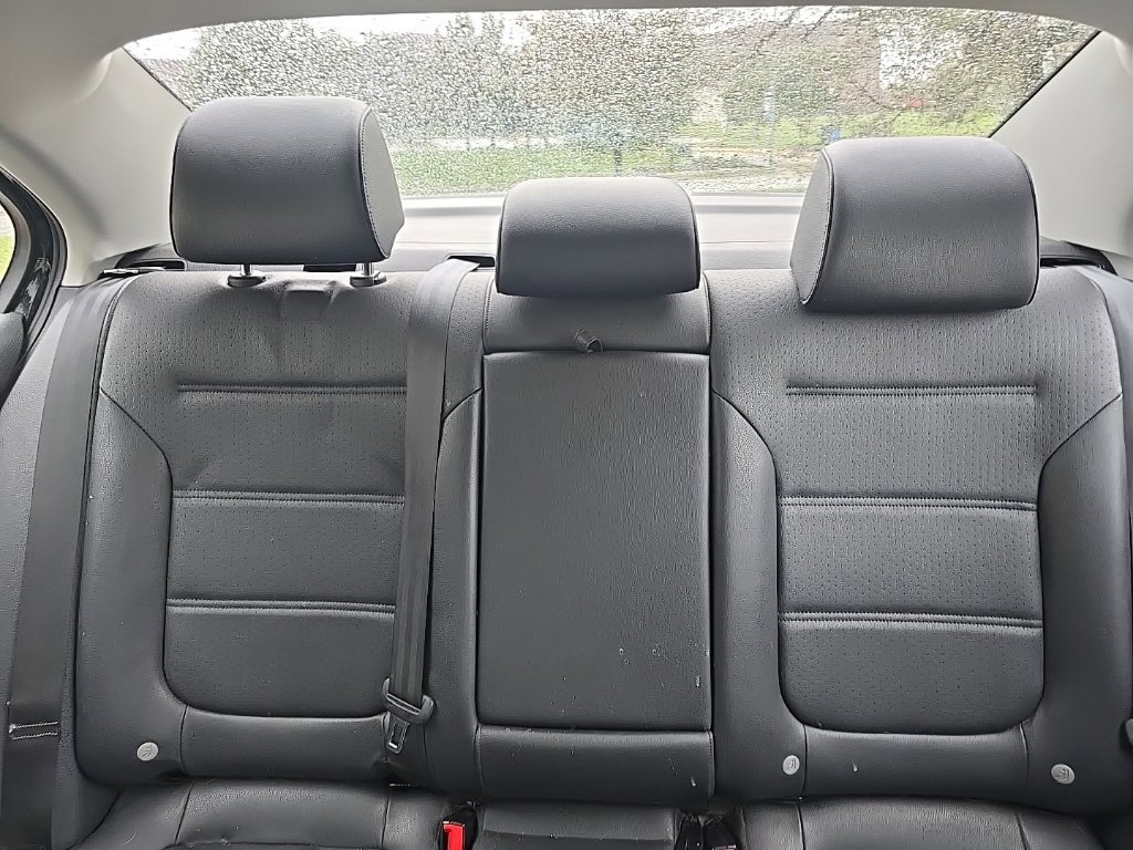 Used 2014 Volkswagen Jetta SE FWD image 18
