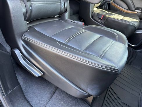 Used 2019 GMC Yukon Denali AWD/4WD image 26