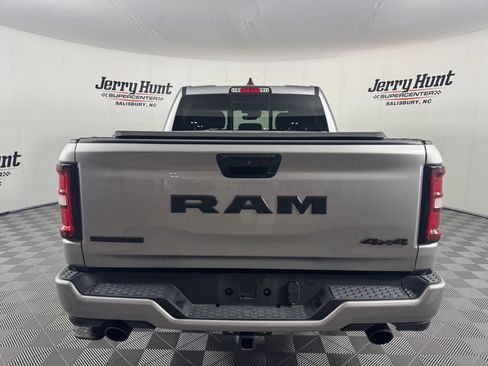 Used 2025 RAM 1500 Big Horn AWD/4WD image 8