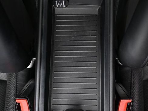 Used 2015 Porsche 911 Carrera 4S AWD/4WD image 20