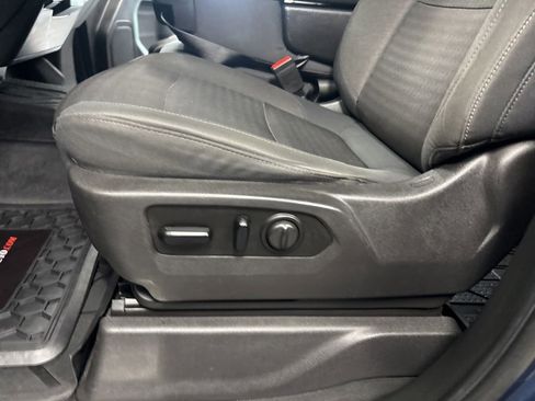 Used 2019 Chevrolet Silverado 1500 RST w/ All-Star Edition AWD/4WD image 28