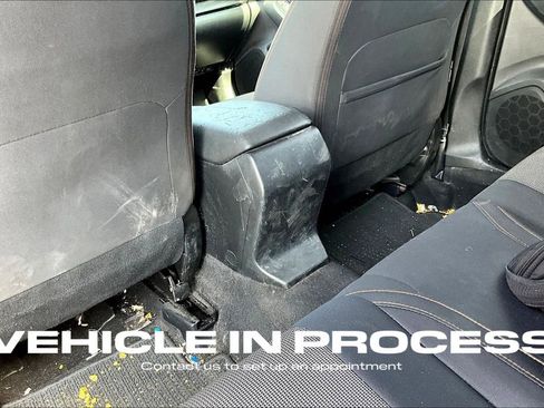 Used 2020 Subaru Crosstrek 2.0i Premium w/ Moonroof Package 2 image 10