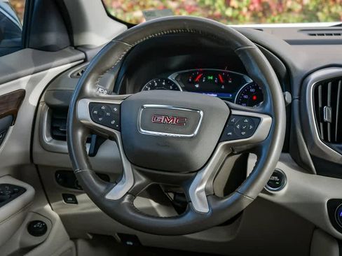 Used 2020 GMC Terrain Denali w/ Denali Premium Package image 12