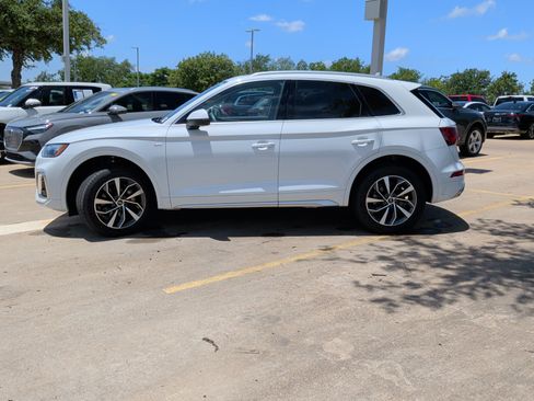 Certified 2023 Audi Q5 2.0T Premium Plus AWD/4WD image 7