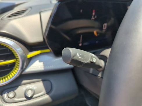 Used 2026 Chevrolet Trax LT w/ Driver Confidence Package image 20