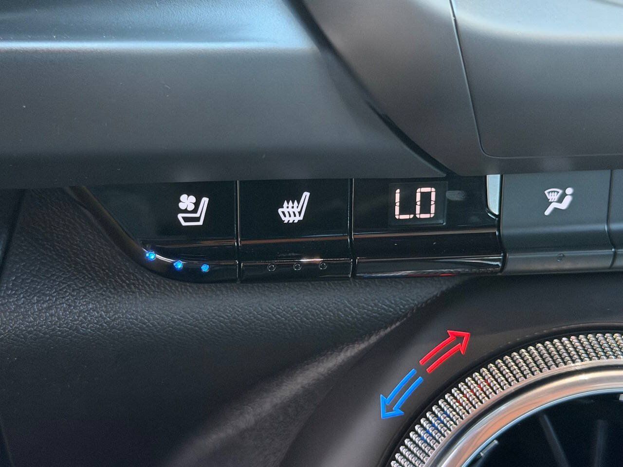 Used 2023 Chevrolet Camaro SS RWD image 28