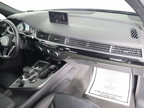 Used 2019 Audi Q7 3.0T Premium w/ Convenience Package AWD/4WD image 8
