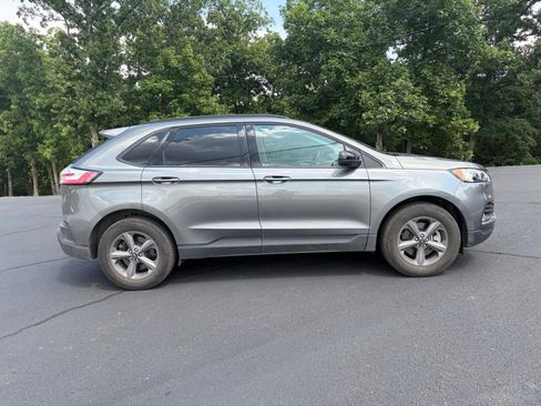 Certified 2023 Ford Edge SEL w/ Sport Appearance Package AWD/4WD image 2