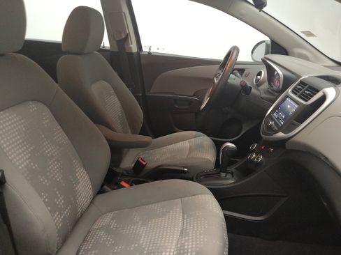 Used 2020 Chevrolet Sonic LT FWD image 21