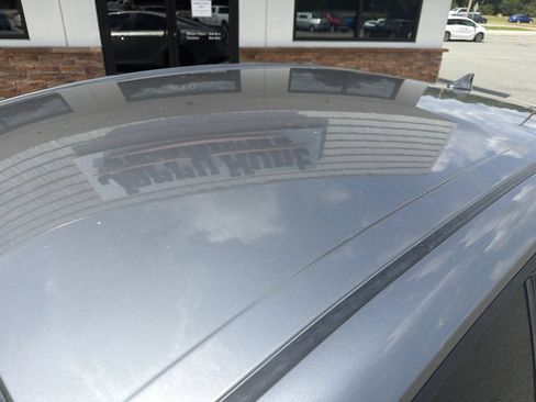 Used 2025 Toyota Camry SE FWD image 14
