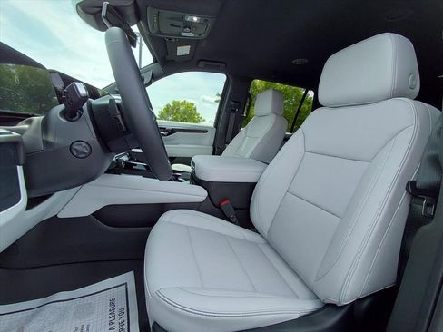 New 2025 Chevrolet Tahoe Premier AWD/4WD image 17