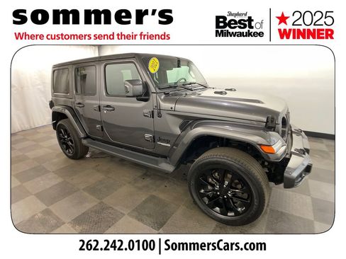 Used 2021 Jeep Wrangler Unlimited Sahara image 6