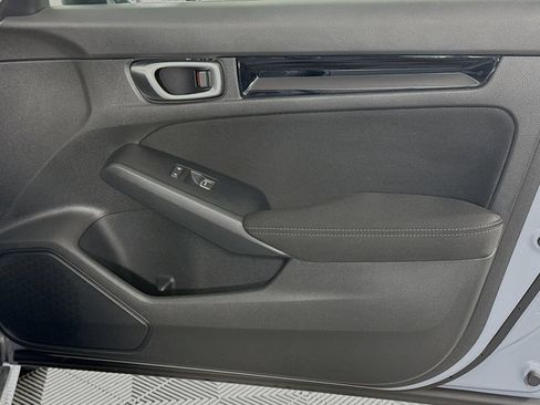Certified 2023 Honda Civic EX image 28