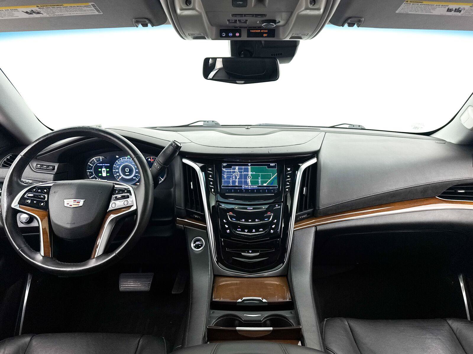 Used 2017 Cadillac Escalade ESV Luxury AWD/4WD image 18