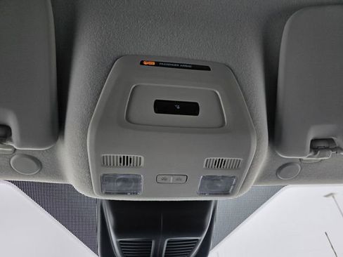 New 2026 Ford Transit 250 148 Medium Roof RWD image 19