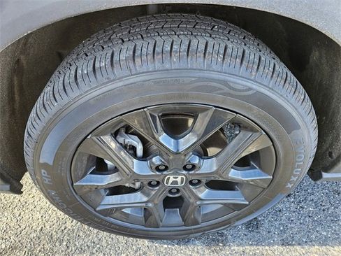 Used 2023 Honda HR-V Sport image 18