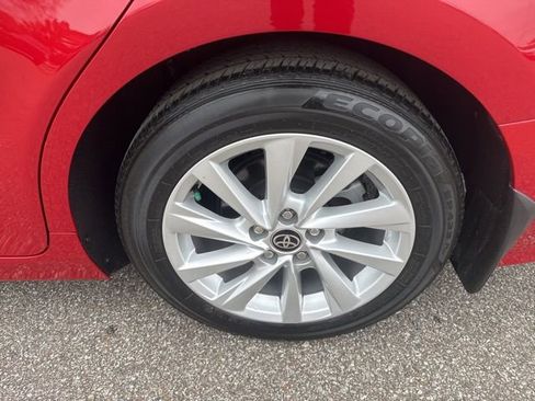 Used 2024 Toyota Camry LE image 12