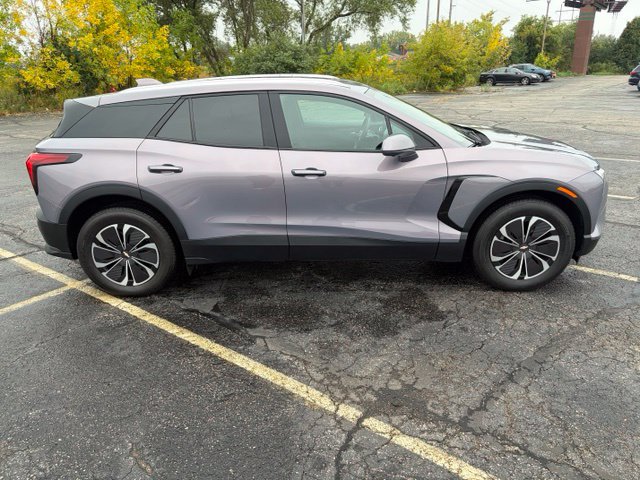 Used 2024 Chevrolet Blazer EV LT AWD/4WD image 7