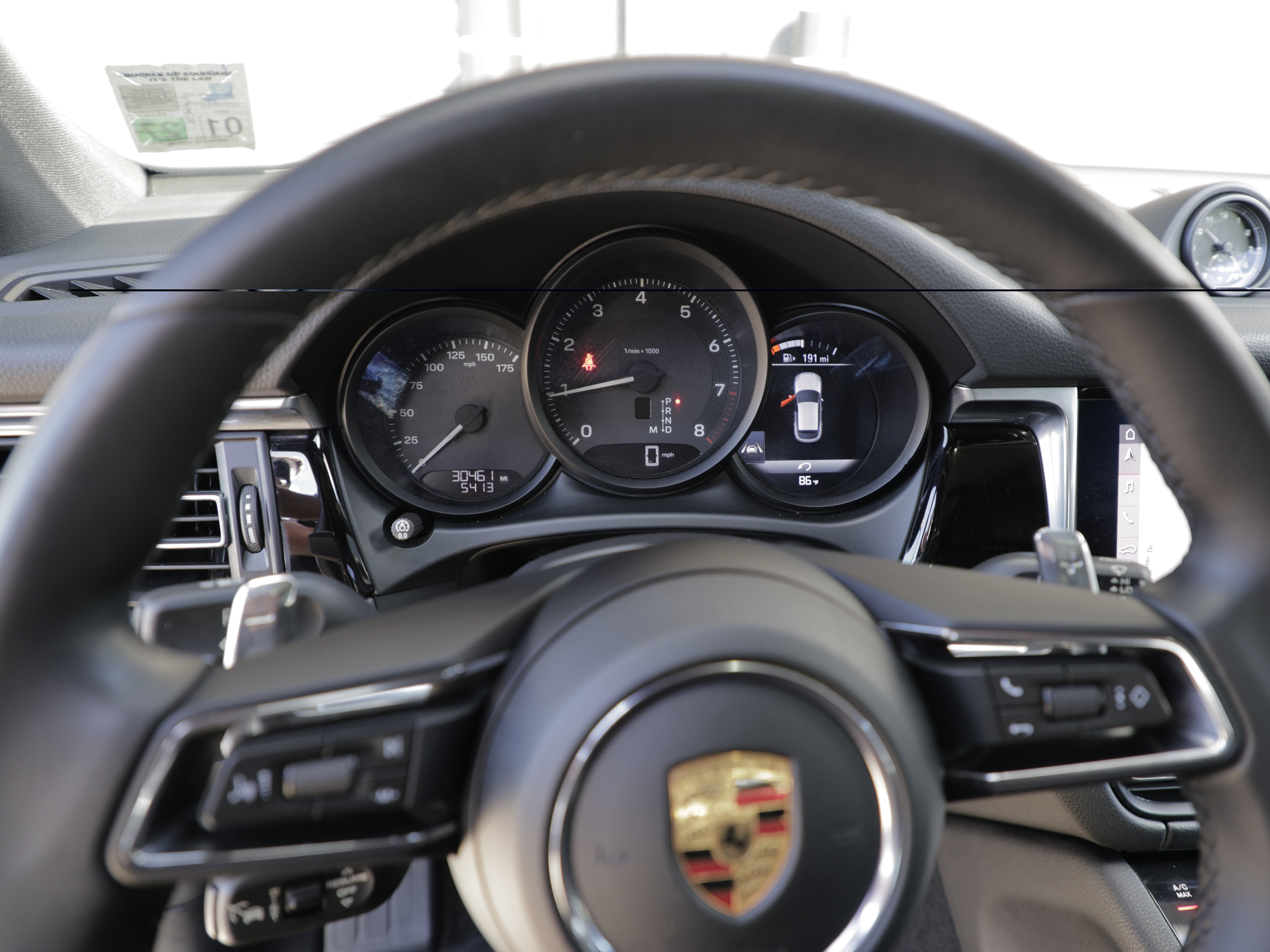 Certified 2023 Porsche Macan Turbo AWD/4WD image 22