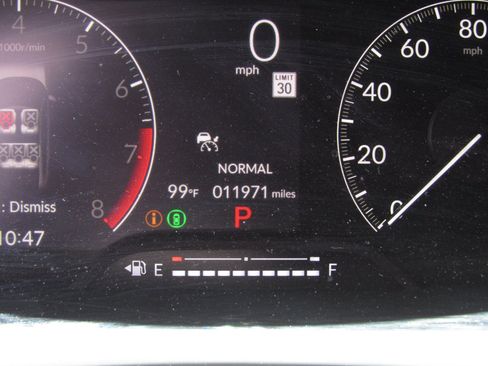 Used 2025 Honda Civic Sport image 25