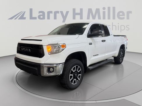 Used 2016 Toyota Tundra SR5 w/ TRD Off Road Package AWD/4WD image 1