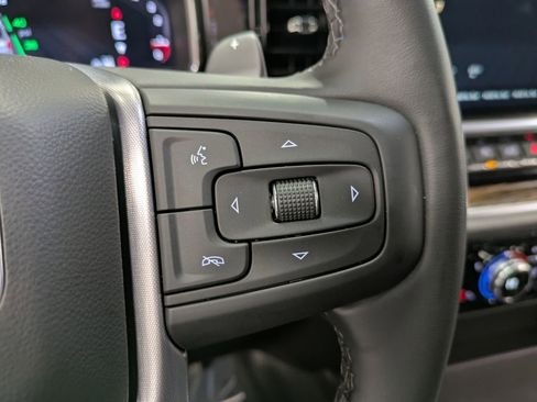 Used 2024 GMC Sierra 1500 Elevation w/ LPO, Elevation Black Package AWD/4WD image 18