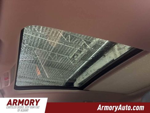 Used 2018 Volkswagen Atlas SEL Premium image 24