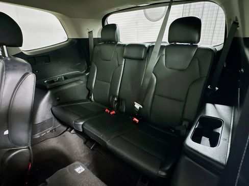 Used 2025 Kia Telluride S image 30