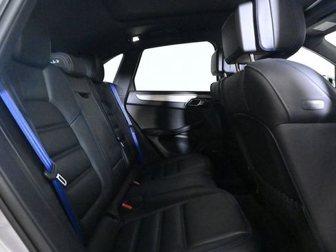 Certified 2024 Porsche Macan Turbo AWD/4WD image 19