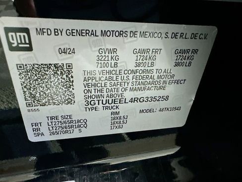 Used 2024 GMC Sierra 1500 AT4 w/ Technology Package image 32