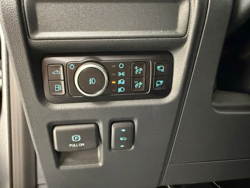 Used 2025 Ford F150 Lariat w/ Equipment Group 501A Mid AWD/4WD image 15