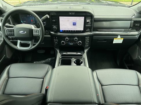 New 2026 Ford F250 Lariat w/ Black Appearance Package AWD/4WD image 2
