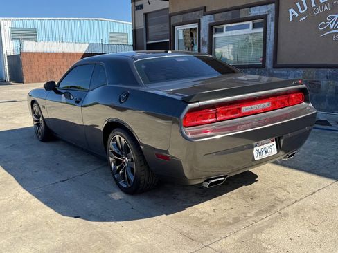 Used 2014 Dodge Challenger SRT8 Core w/ Satin Vapor Edition image 9
