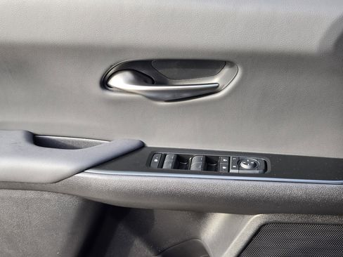 New 2025 Lexus UX 300h FWD image 16