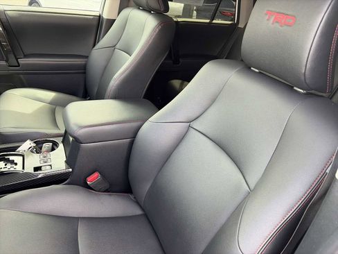 Used 2020 Toyota 4Runner TRD Off-Road Premium image 13