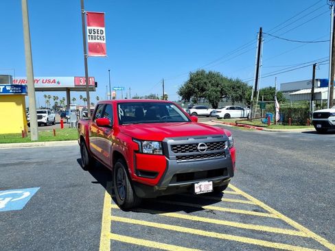 Used 2025 Nissan Frontier SV RWD image 7