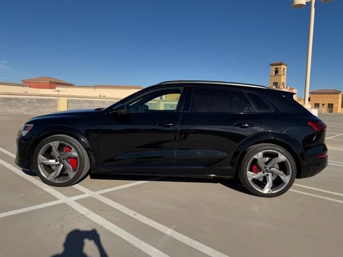 Used 2024 Audi Q8 e-tron Prestige w/ Prestige Package image 1