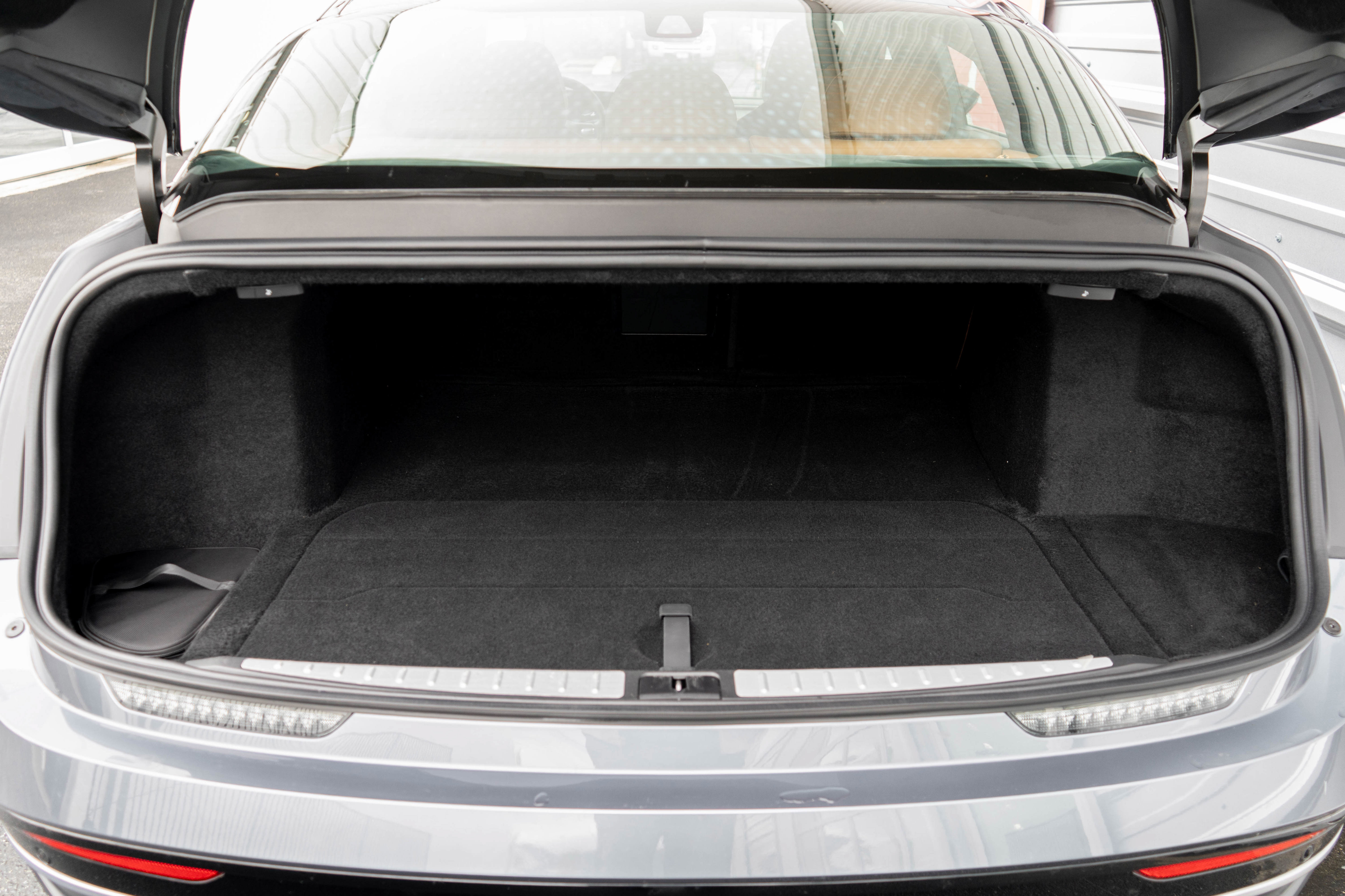 Used 2024 Lucid Air Touring AWD/4WD image 32