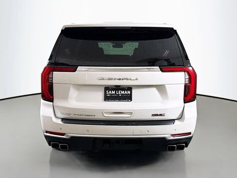 Used 2025 GMC Yukon Denali w/ Sun & Power Step Package AWD/4WD image 6