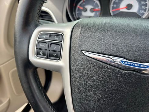 Used 2011 Chrysler 200 Touring image 30